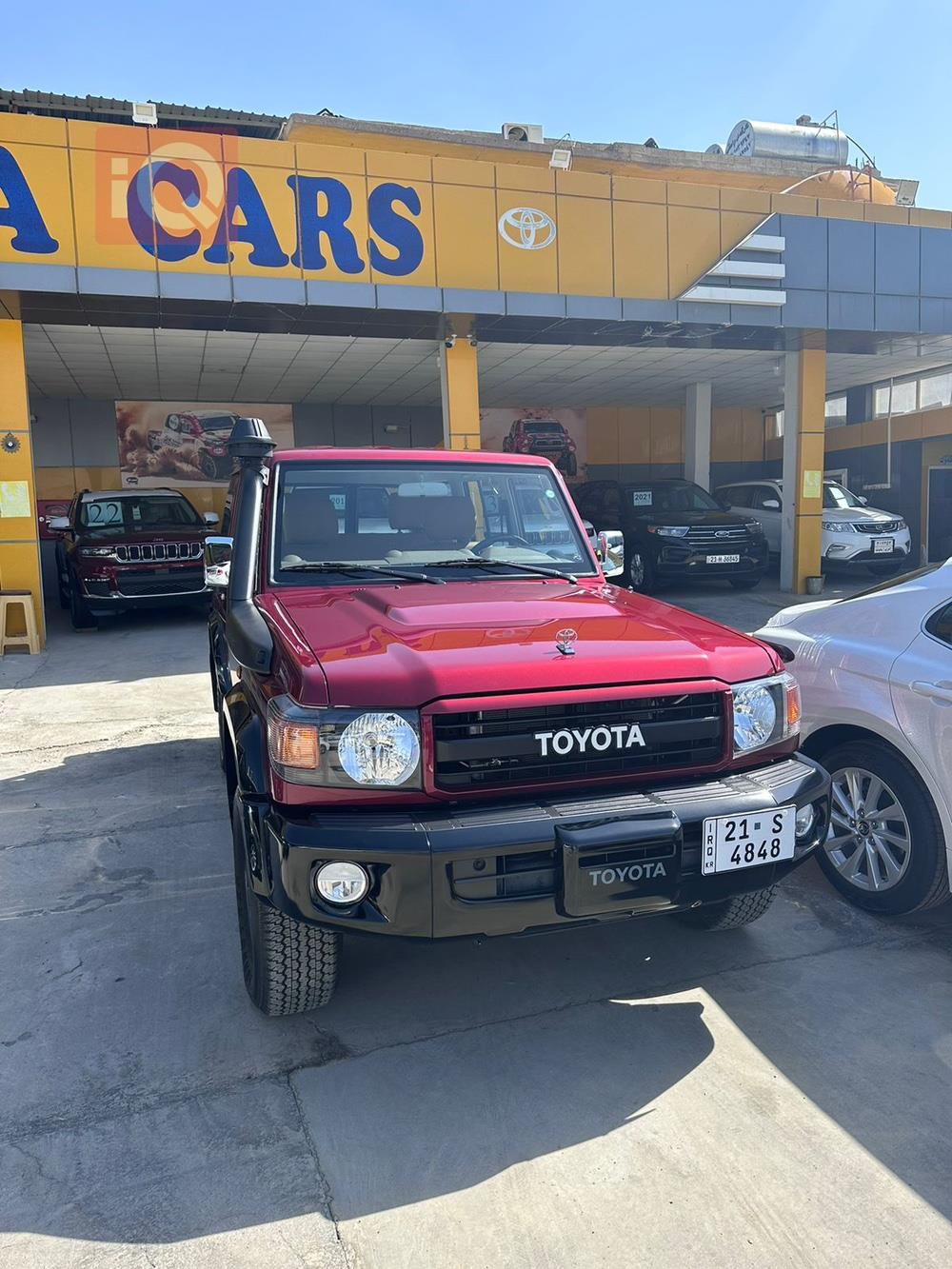 Toyota Land Cruiser 76